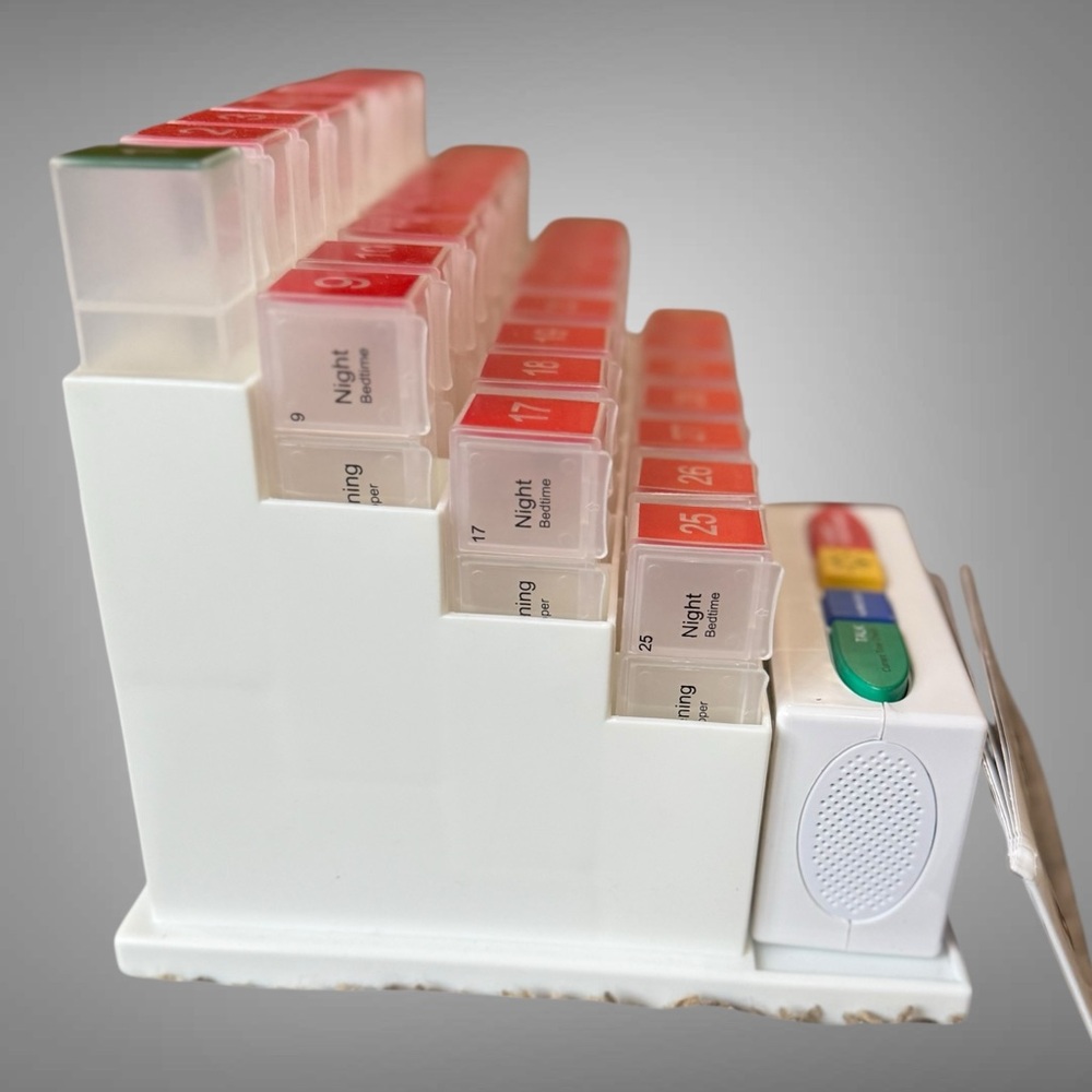 Pill Organizer System with Talking Alarm Clock reminder 4 Times a Day 31 Day NEW - Picture 15 of 15